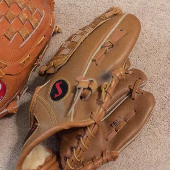 Parent/Child baseball glove bundle - Picture 5 of 6